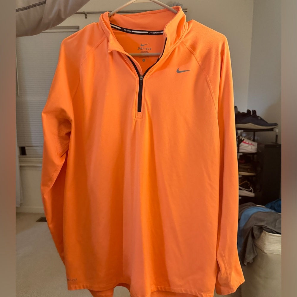 Men’s Large Nike Three Quarter Zip
